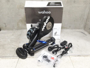 2021年モデル wahoo KICKR ワフー キッカー WF113 サイクルトレーナー  Sun Race スプロケット