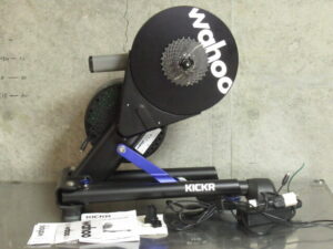 Wahoo ワフー KICKR キッカー V4 スマートトレーナー WF113